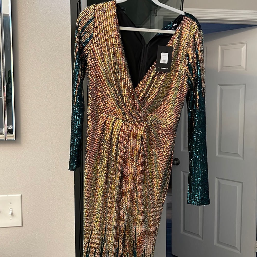 Fashion Nova Chasing Dreams Sequin Maxi Gown Size Large NWT
